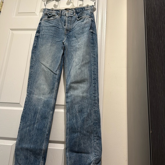 Zara Into the Classics Jeans - Picture 1 of 4